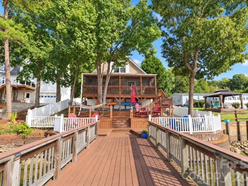 264 Lake Drive 6 Drive, Lexington, NC 27292.  MLS# CAR4431232, YatesRealty ID 54779. 