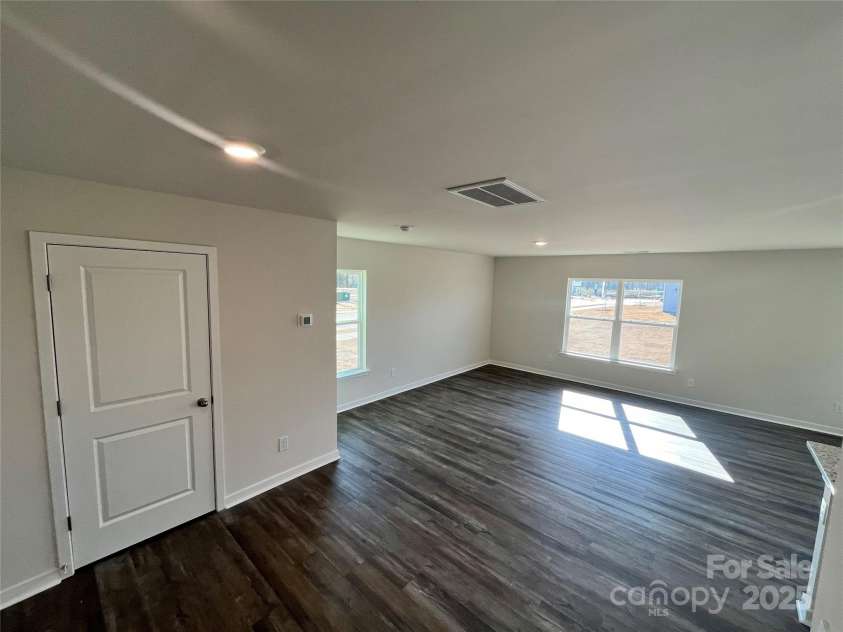 1054 Horizon Lane, Chester, SC 29706.  MLS# CAR4240128, YatesRealty ID 5478. Front Entry Actual Home