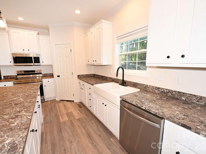 2063 Vance Street, Newton, NC 28658.  MLS# CAR4431144, YatesRealty ID 54780. 