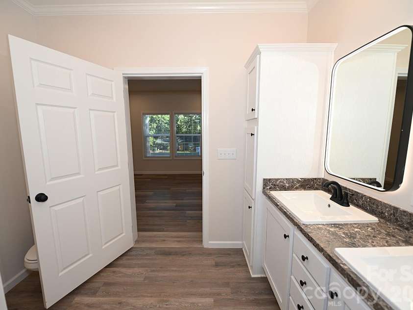 2063 Vance Street, Newton, NC 28658.  MLS# CAR4431144, YatesRealty ID 54780. 