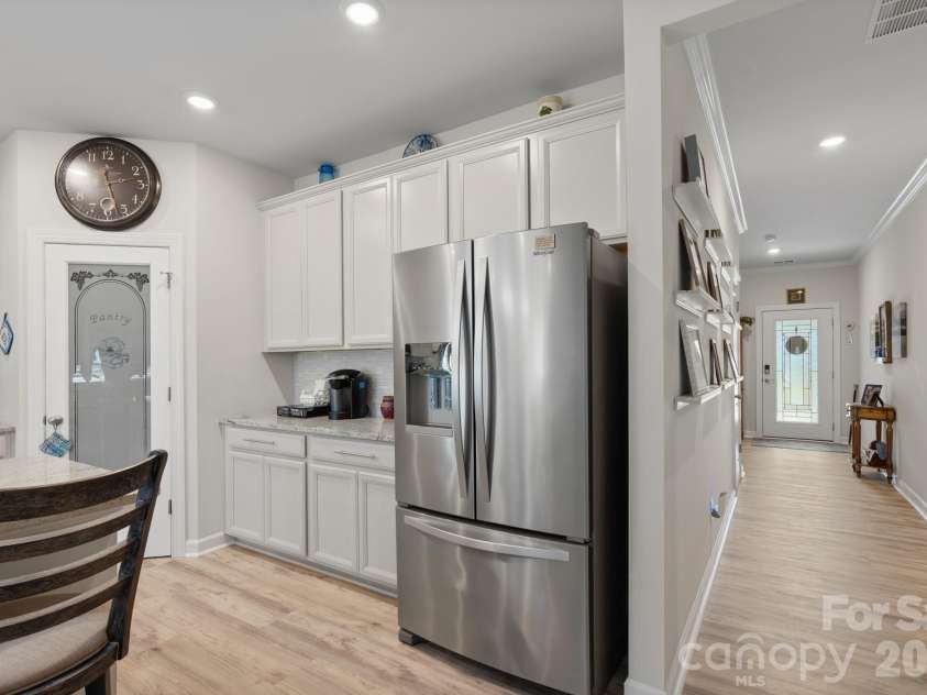 3810 Isenhour Road, Kannapolis, NC 28081.  MLS# CAR4429632, YatesRealty ID 54782. 