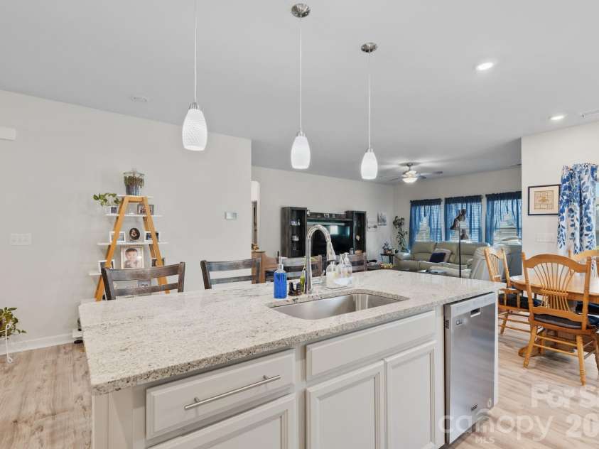 3810 Isenhour Road, Kannapolis, NC 28081.  MLS# CAR4429632, YatesRealty ID 54782. 