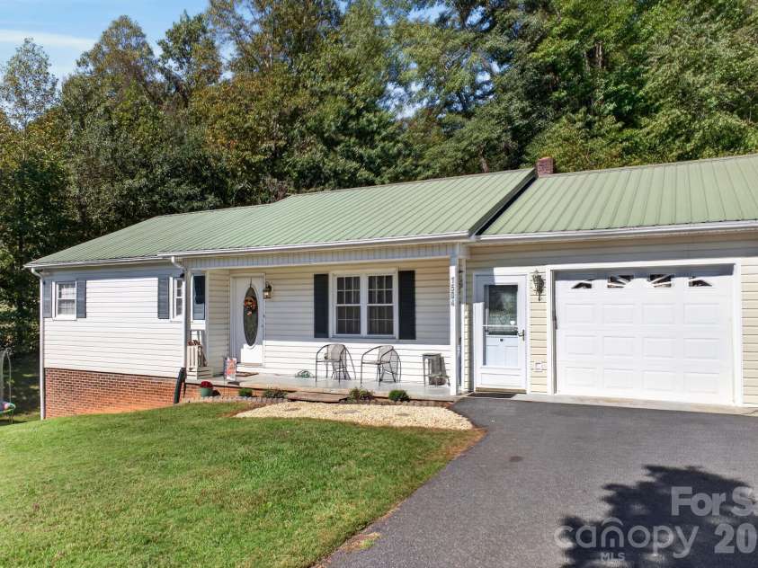 1504 Hwy 268 Highway, Lenoir, NC 28645.  MLS# CAR4430670, YatesRealty ID 54783. 