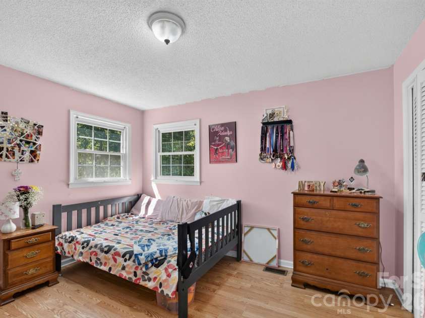 1504 Hwy 268 Highway, Lenoir, NC 28645.  MLS# CAR4430670, YatesRealty ID 54783. 