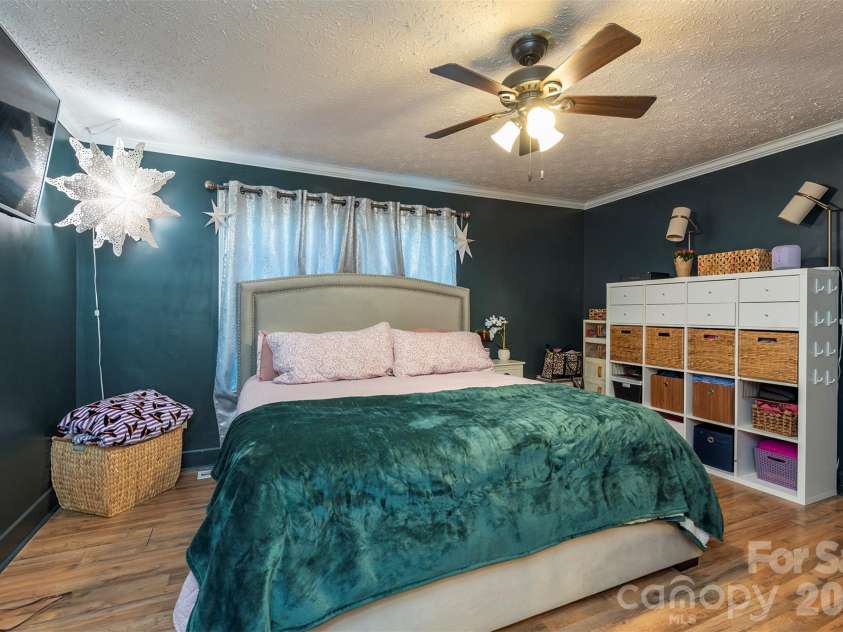 12 Stoney Creek Lane, Candler, NC 28715.  MLS# CAR4431022, YatesRealty ID 54785. 