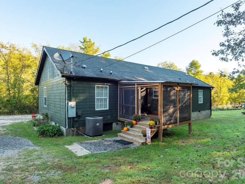 12 Stoney Creek Lane, Candler, NC 28715.  MLS# CAR4431022, YatesRealty ID 54785. 