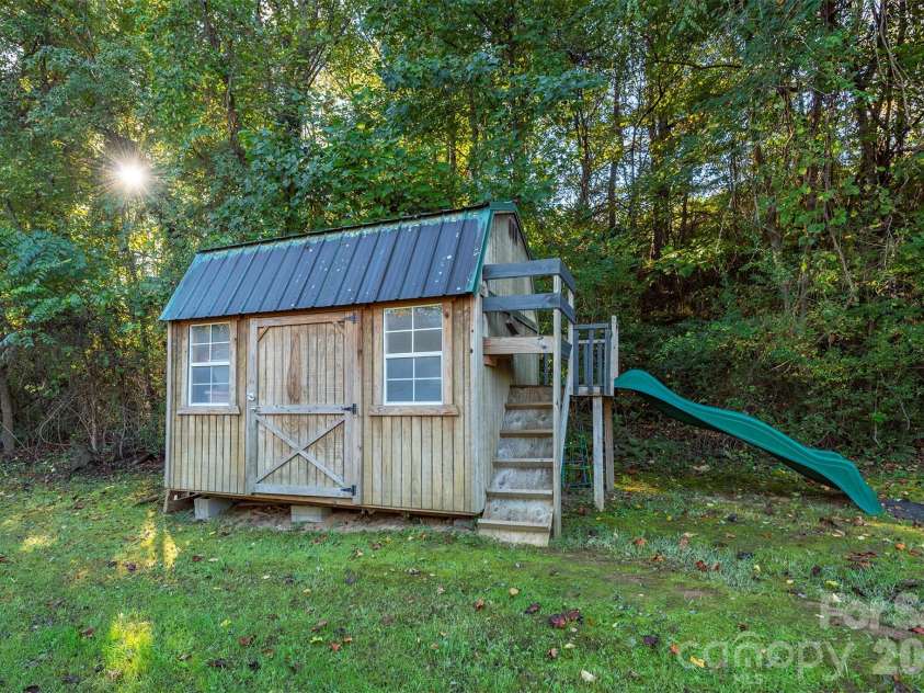 12 Stoney Creek Lane, Candler, NC 28715.  MLS# CAR4431022, YatesRealty ID 54785. 