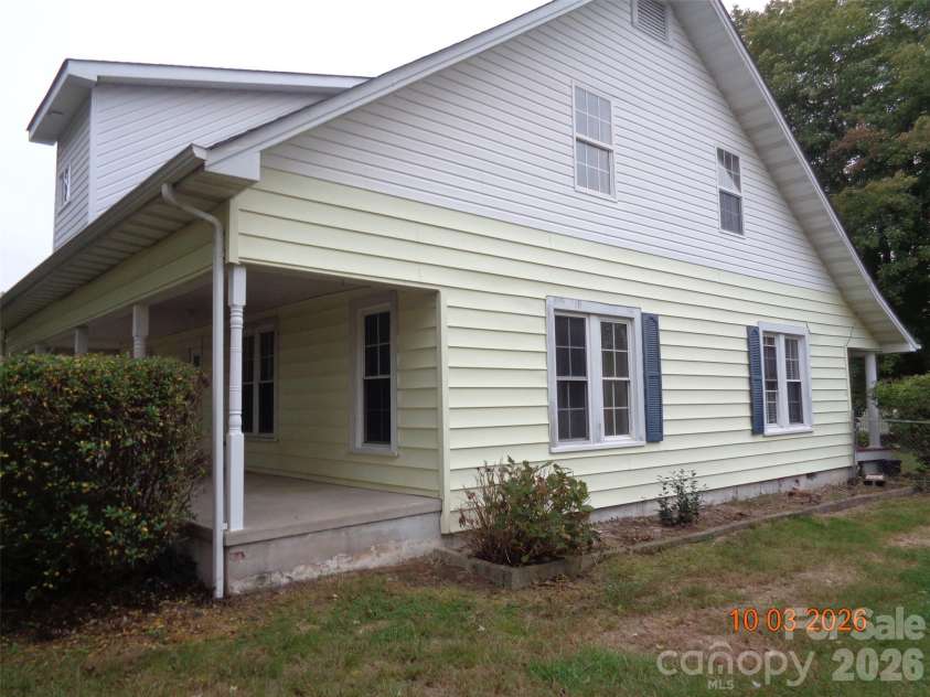 5 Ferguson Street, Granite Falls, NC 28630.  MLS# CAR4401624, YatesRealty ID 54787. 