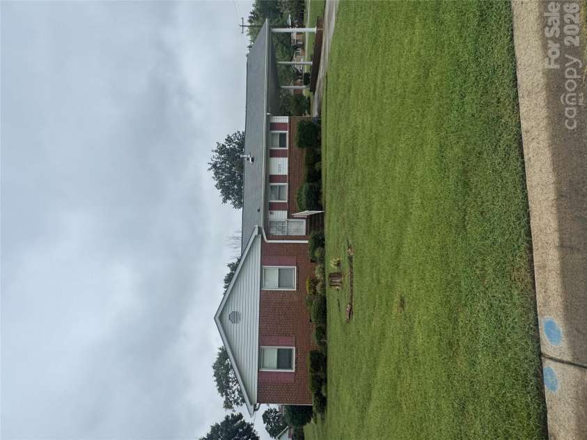 5429 Evanshire Drive, Charlotte, NC 28216.  MLS# CAR4428471, YatesRealty ID 54789. Front View