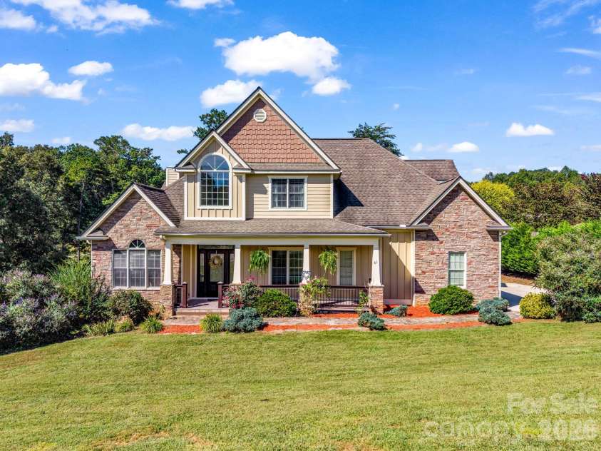 61 Mountain Shadows Drive, Leicester, NC 28748.  MLS# CAR4431319, YatesRealty ID 54790. 