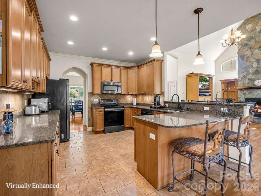 61 Mountain Shadows Drive, Leicester, NC 28748.  MLS# CAR4431319, YatesRealty ID 54790. 