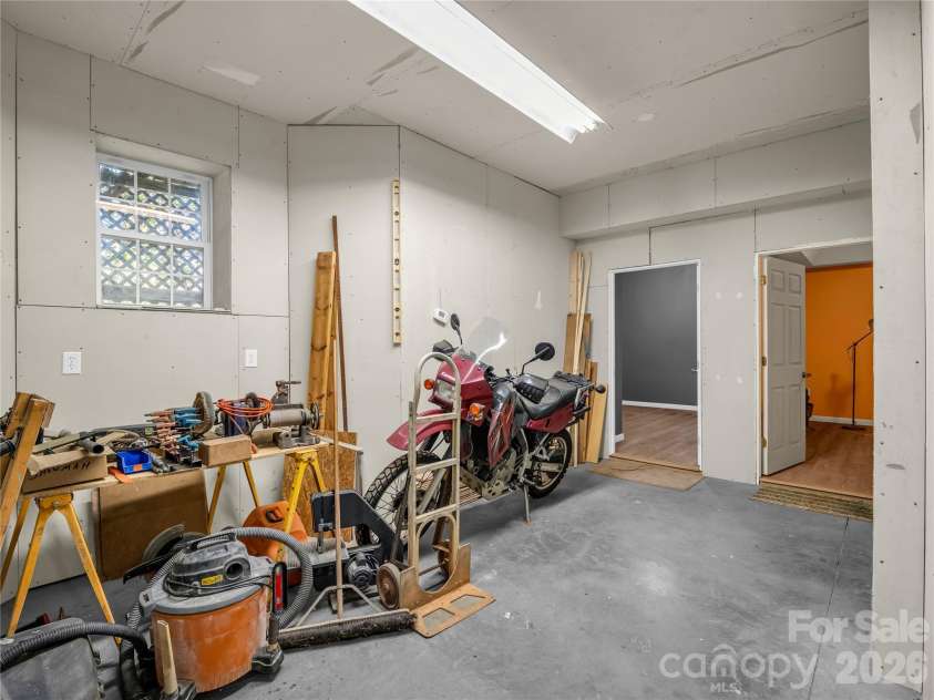 61 Mountain Shadows Drive, Leicester, NC 28748.  MLS# CAR4431319, YatesRealty ID 54790. 