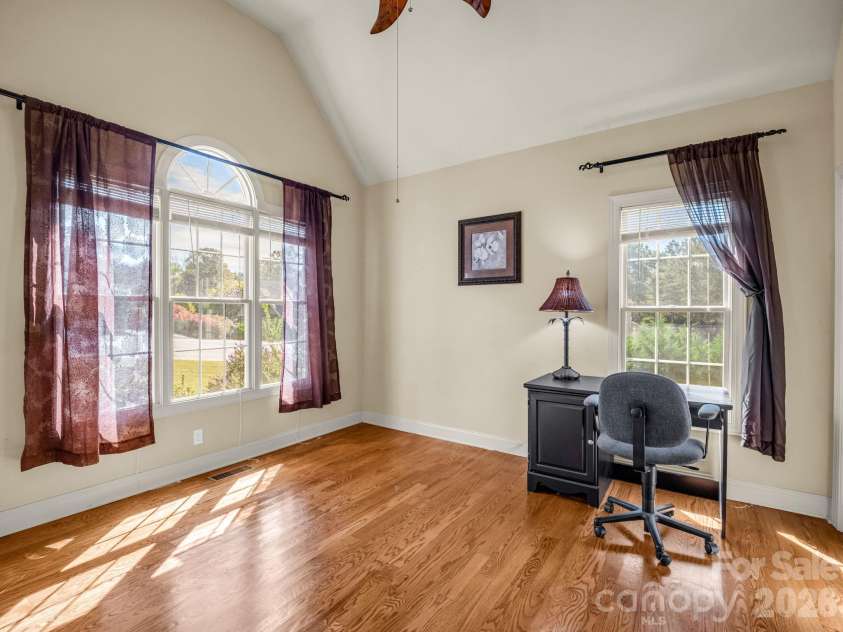 61 Mountain Shadows Drive, Leicester, NC 28748.  MLS# CAR4431319, YatesRealty ID 54790. Bonus room/Sellers use as office