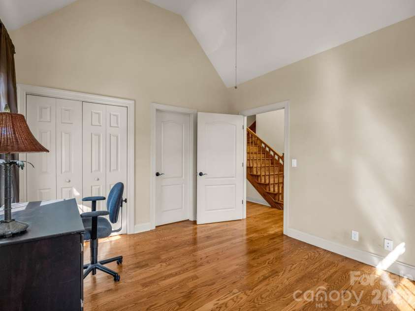 61 Mountain Shadows Drive, Leicester, NC 28748.  MLS# CAR4431319, YatesRealty ID 54790. Bonus room/Sellers use as office