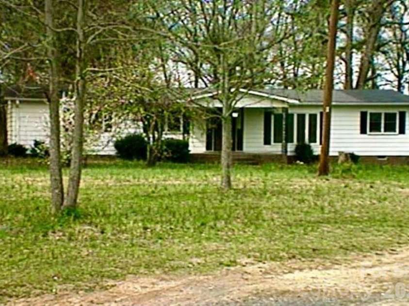 3902 Griffith Road, Monroe, NC 28112.  MLS# CAR4429755, YatesRealty ID 54793. 