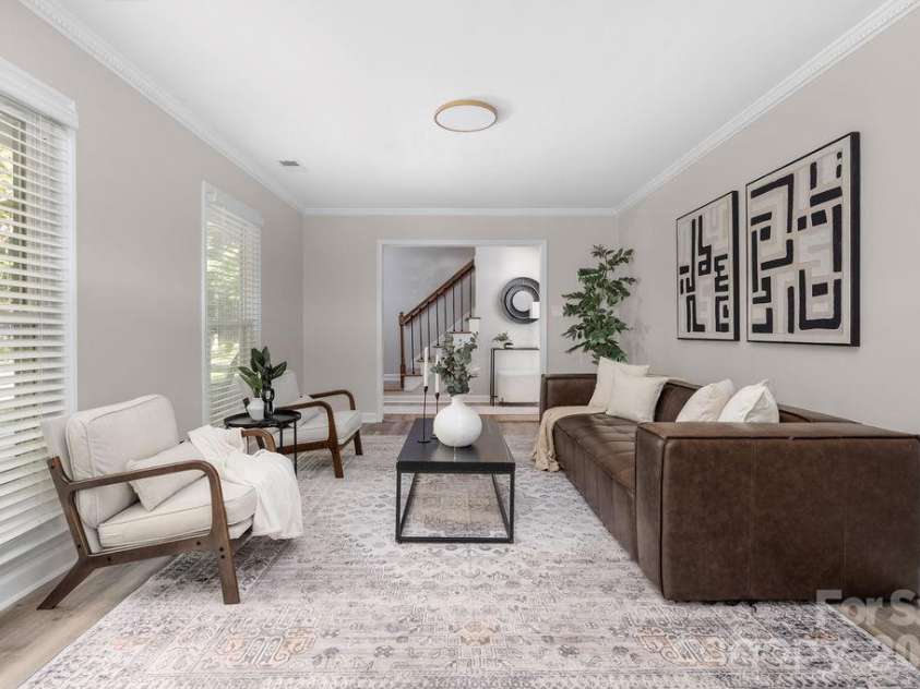 9423 Whitethorn Drive, Charlotte, NC 28277.  MLS# CAR4430638, YatesRealty ID 54796. 