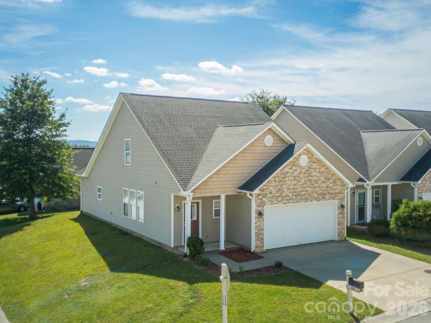 15 Chowan Drive, Fletcher, NC 28732.  MLS# CAR4430498, YatesRealty ID 54797. Great corner lot