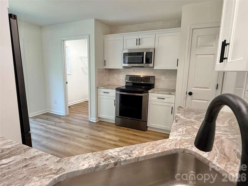 2030 Ellison Drive, Rock Hill, SC 29730.  MLS# CAR4431033, YatesRealty ID 54798. 