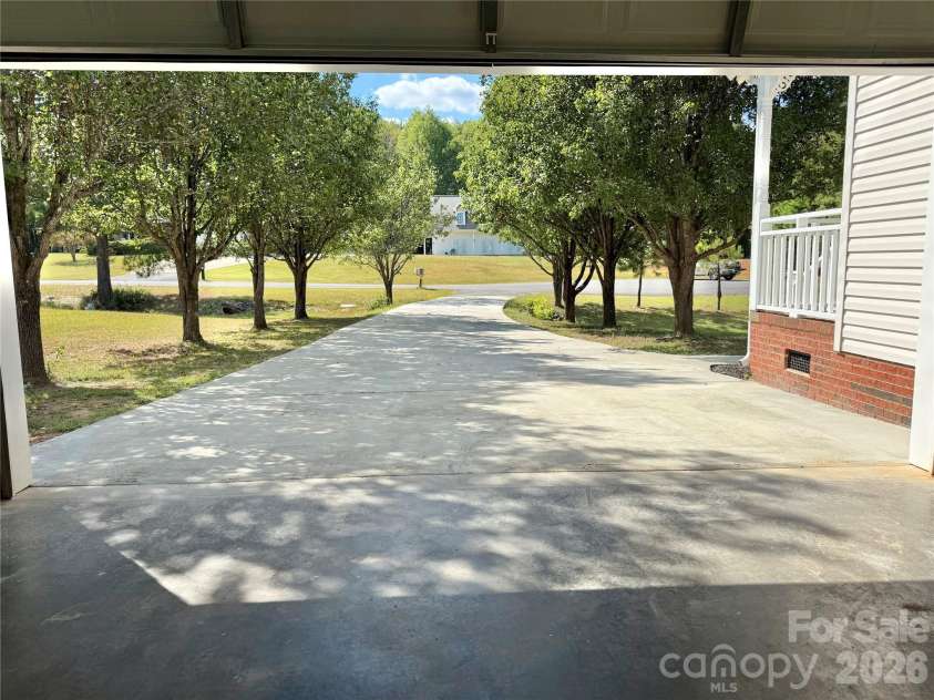 2030 Ellison Drive, Rock Hill, SC 29730.  MLS# CAR4431033, YatesRealty ID 54798. 