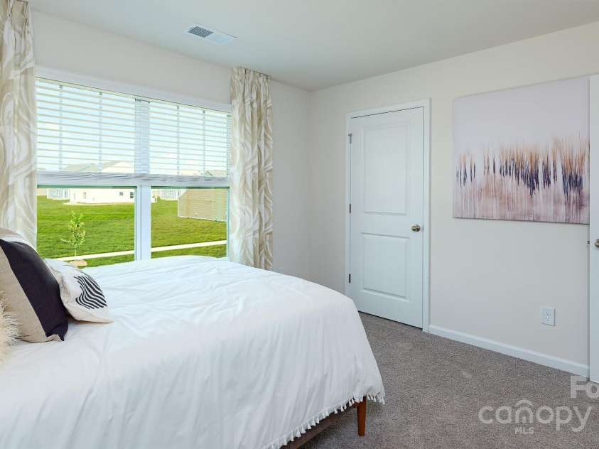 3958 Ashton Drive, Conover, NC 28613.  MLS# CAR4199806, YatesRealty ID 548. 