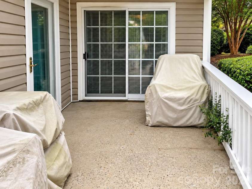 21160 Cold Spring Lane, Cornelius, NC 28031.  MLS# CAR4428284, YatesRealty ID 54802. 