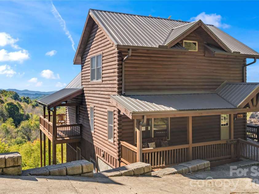 39 Valley Heights Road, Mars Hill, NC 28754.  MLS# CAR4429432, YatesRealty ID 54803. 