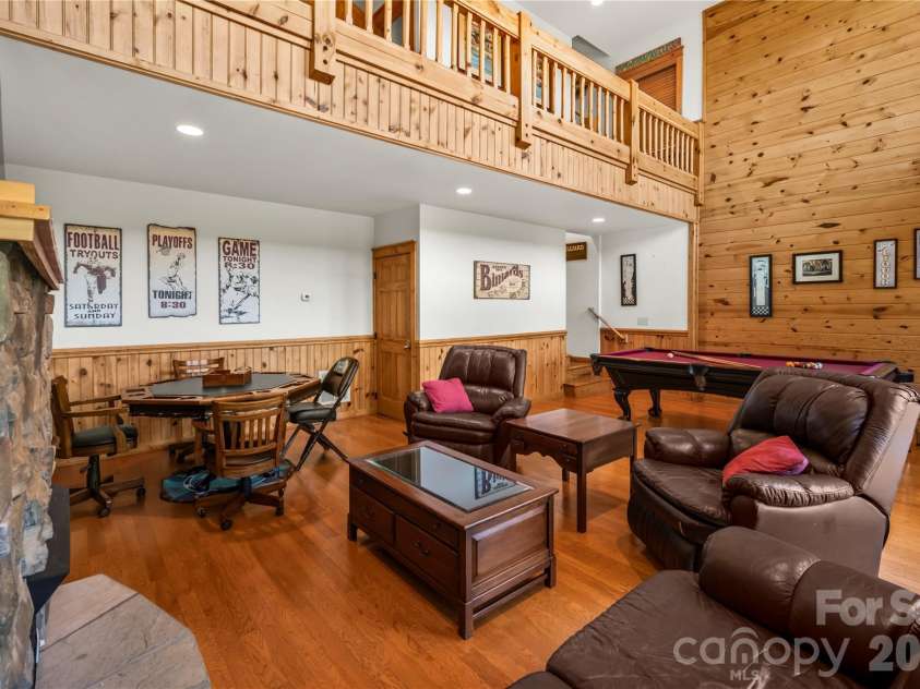 39 Valley Heights Road, Mars Hill, NC 28754.  MLS# CAR4429432, YatesRealty ID 54803. 