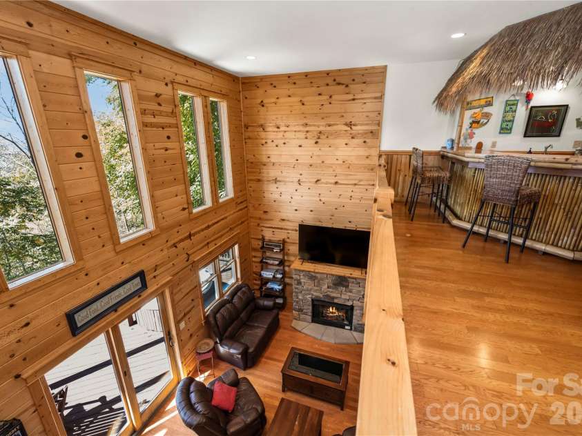 39 Valley Heights Road, Mars Hill, NC 28754.  MLS# CAR4429432, YatesRealty ID 54803. 