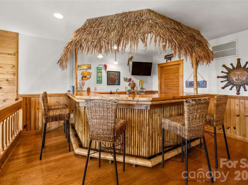 39 Valley Heights Road, Mars Hill, NC 28754.  MLS# CAR4429432, YatesRealty ID 54803. 