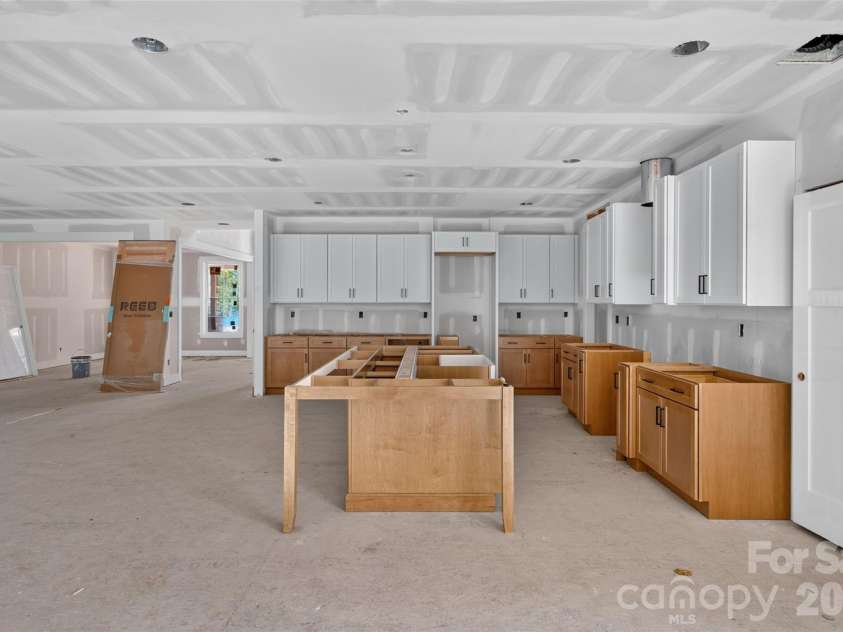 1064 Ventosa Drive, Denver, NC 28037.  MLS# CAR4428448, YatesRealty ID 54806. 