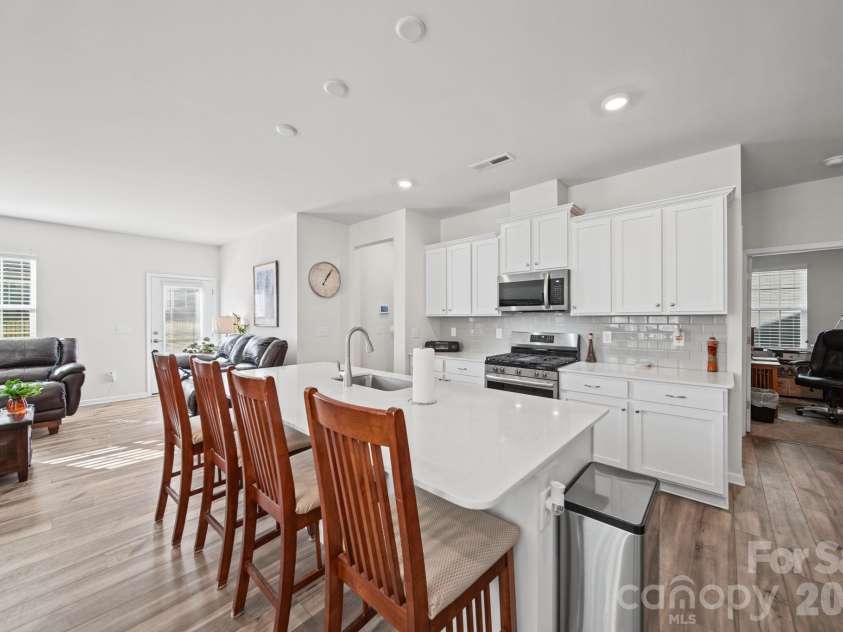 138 Pampas Place, Statesville, NC 28625.  MLS# CAR4431149, YatesRealty ID 54808. 
