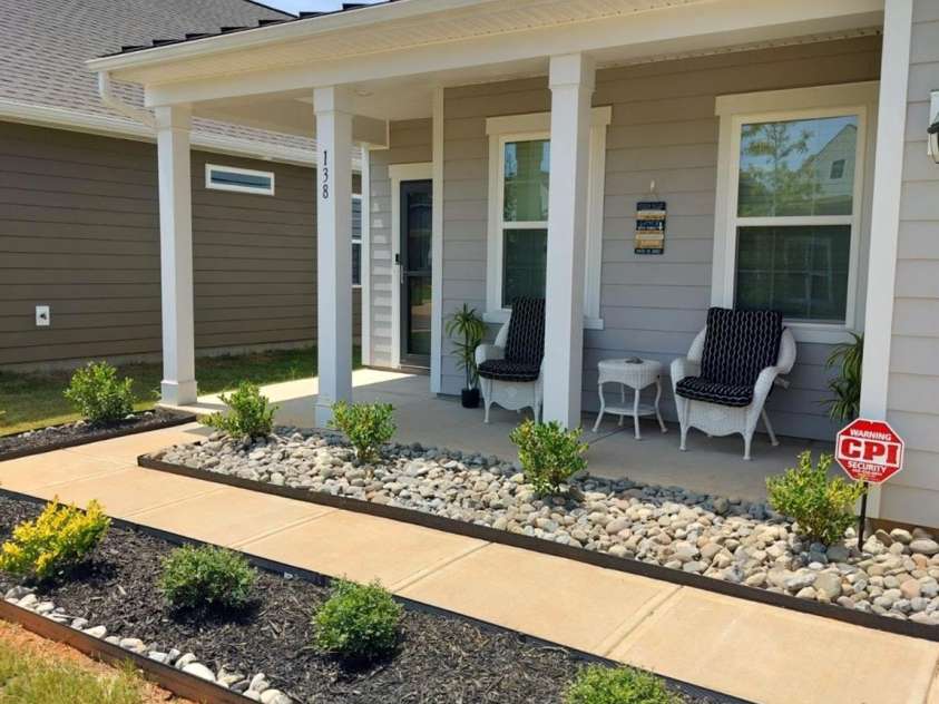 138 Pampas Place, Statesville, NC 28625.  MLS# CAR4431149, YatesRealty ID 54808. Front Yard