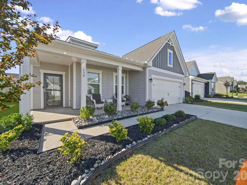 138 Pampas Place, Statesville, NC 28625.  MLS# CAR4431149, YatesRealty ID 54808. Front Yard