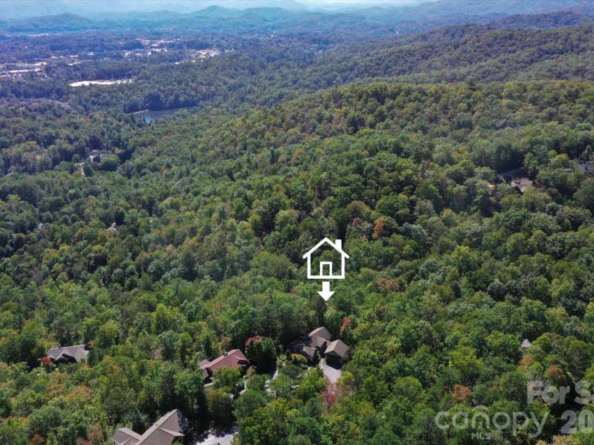 44 Sunset Trace, Brevard, NC 28712.  MLS# CAR4429326, YatesRealty ID 54809. 