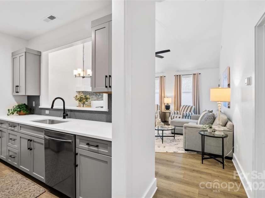 105 Coralroot Lane, Arden, NC 28704.  MLS# CAR4166964, YatesRealty ID 5481. Similar Unit