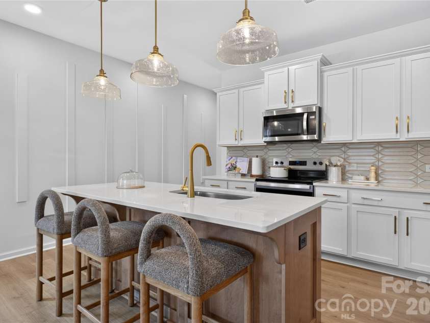 305 Northern Star Drive, Monroe, NC 28110.  MLS# CAR4431404, YatesRealty ID 54812. 