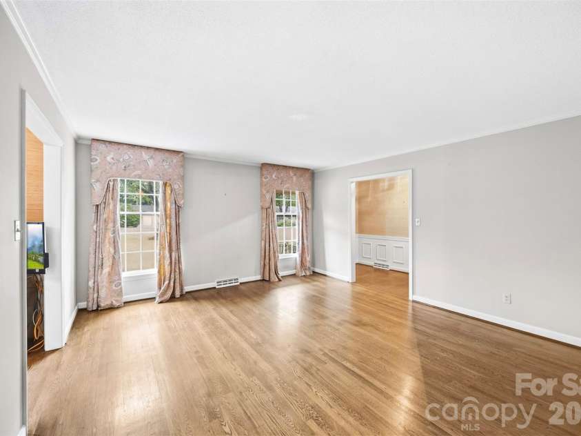 3223 Gardner Park Drive, Gastonia, NC 28054.  MLS# CAR4428277, YatesRealty ID 54816. 