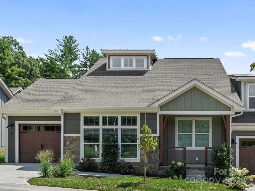 26 Heartleaf Circle, Arden, NC 28704.  MLS# CAR4166917, YatesRealty ID 5482. Cheshire