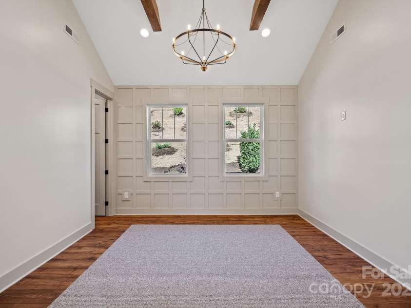 26 Heartleaf Circle, Arden, NC 28704.  MLS# CAR4314580, YatesRealty ID 5482. 