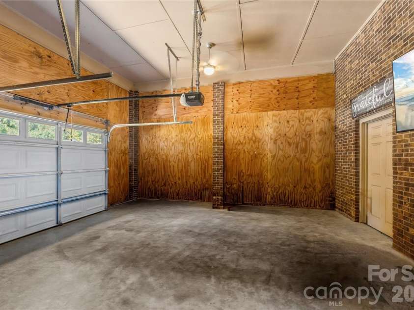305 Timberland Drive, Grover, NC 28073.  MLS# CAR4429989, YatesRealty ID 54820. 