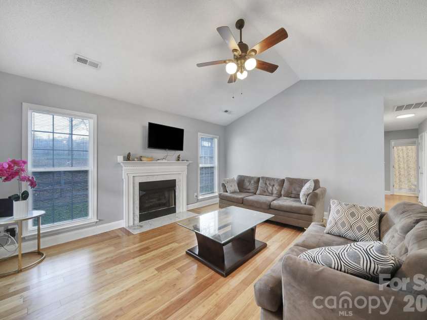 713 Pesca Lane, Matthews, NC 28104.  MLS# CAR4431408, YatesRealty ID 54821. 