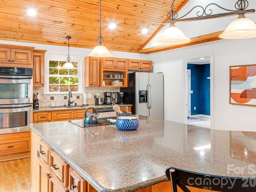 101 McFalls Road, Asheville, NC 28805.  MLS# CAR4430481, YatesRealty ID 54822. 