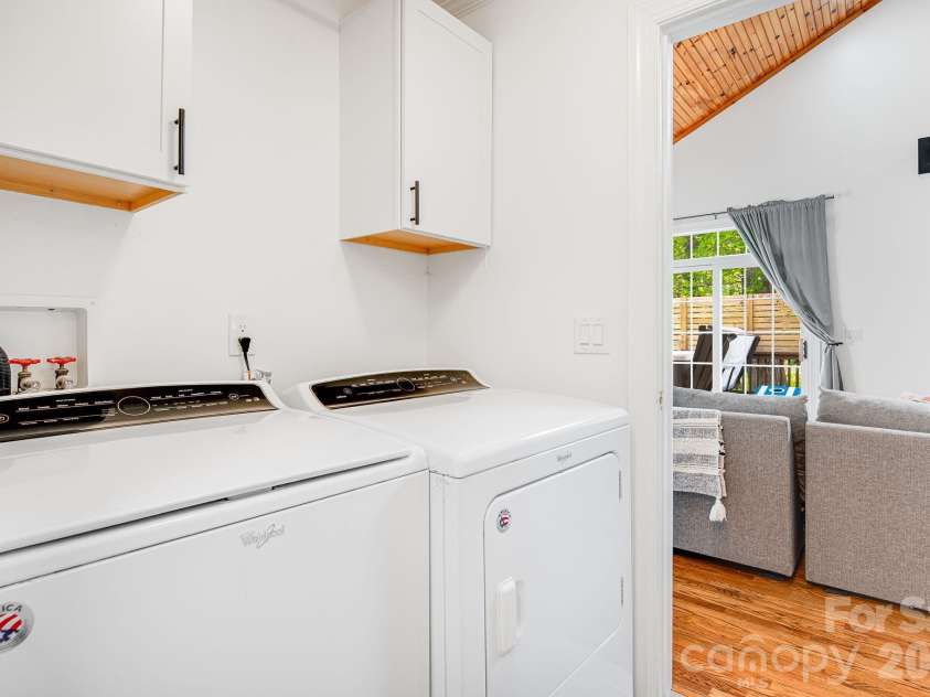 101 McFalls Road, Asheville, NC 28805.  MLS# CAR4430481, YatesRealty ID 54822. 