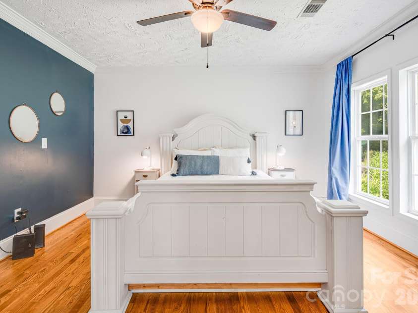 101 McFalls Road, Asheville, NC 28805.  MLS# CAR4430481, YatesRealty ID 54822. 