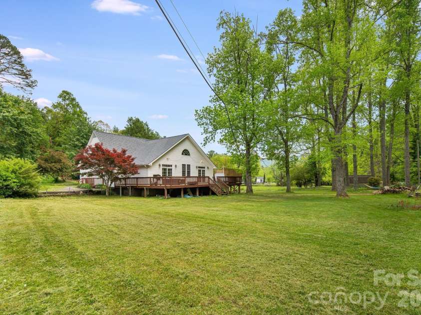 101 McFalls Road, Asheville, NC 28805.  MLS# CAR4430481, YatesRealty ID 54822. 