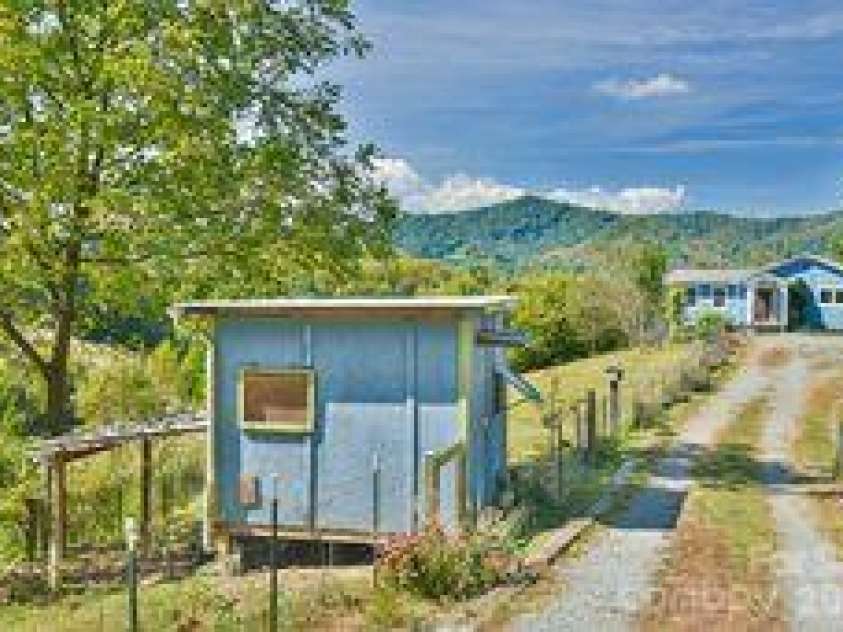 456 Morgan Branch Road, Marshall, NC 28753.  MLS# CAR4431292, YatesRealty ID 54823. 