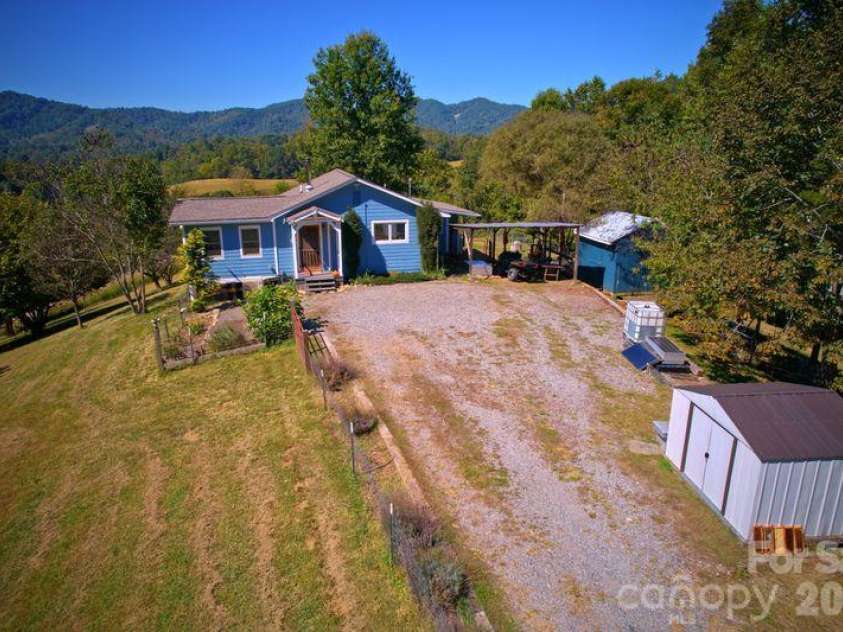 456 Morgan Branch Road, Marshall, NC 28753.  MLS# CAR4431292, YatesRealty ID 54823. 