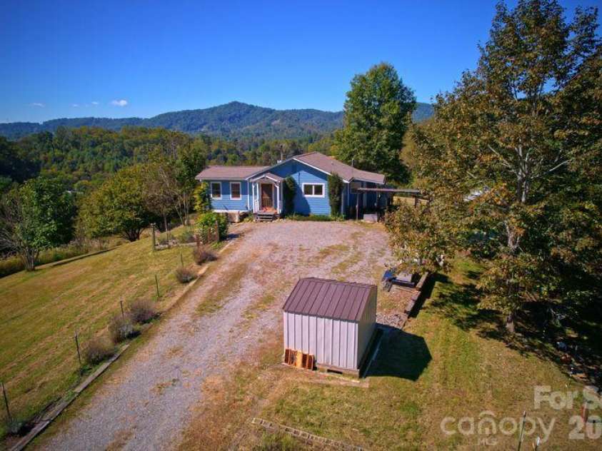 456 Morgan Branch Road, Marshall, NC 28753.  MLS# CAR4431292, YatesRealty ID 54823. 