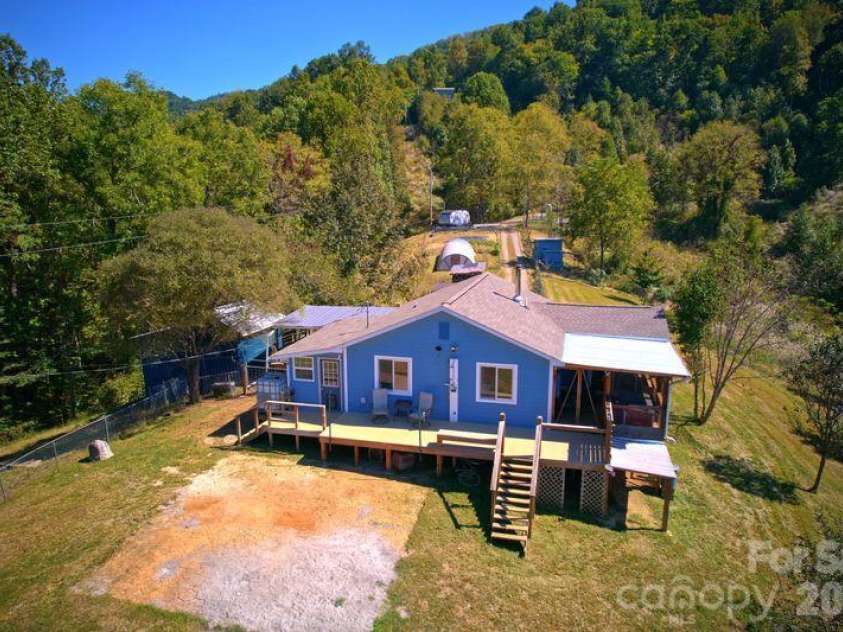 456 Morgan Branch Road, Marshall, NC 28753.  MLS# CAR4431292, YatesRealty ID 54823. 