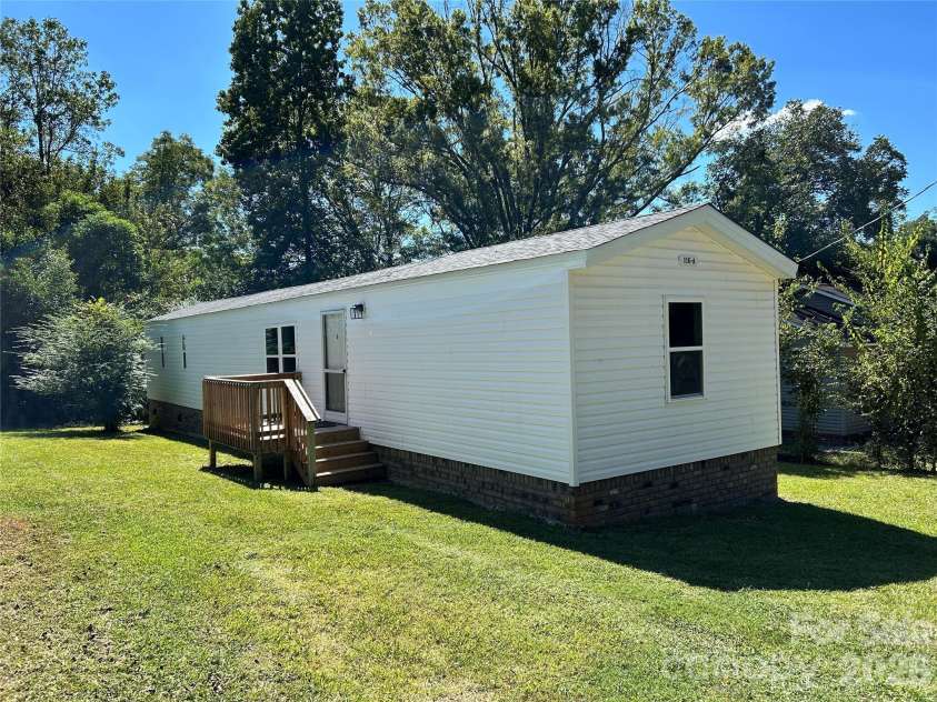 116 Washington Street, York, SC 29745.  MLS# CAR4429947, YatesRealty ID 54826. 116- A Washington St